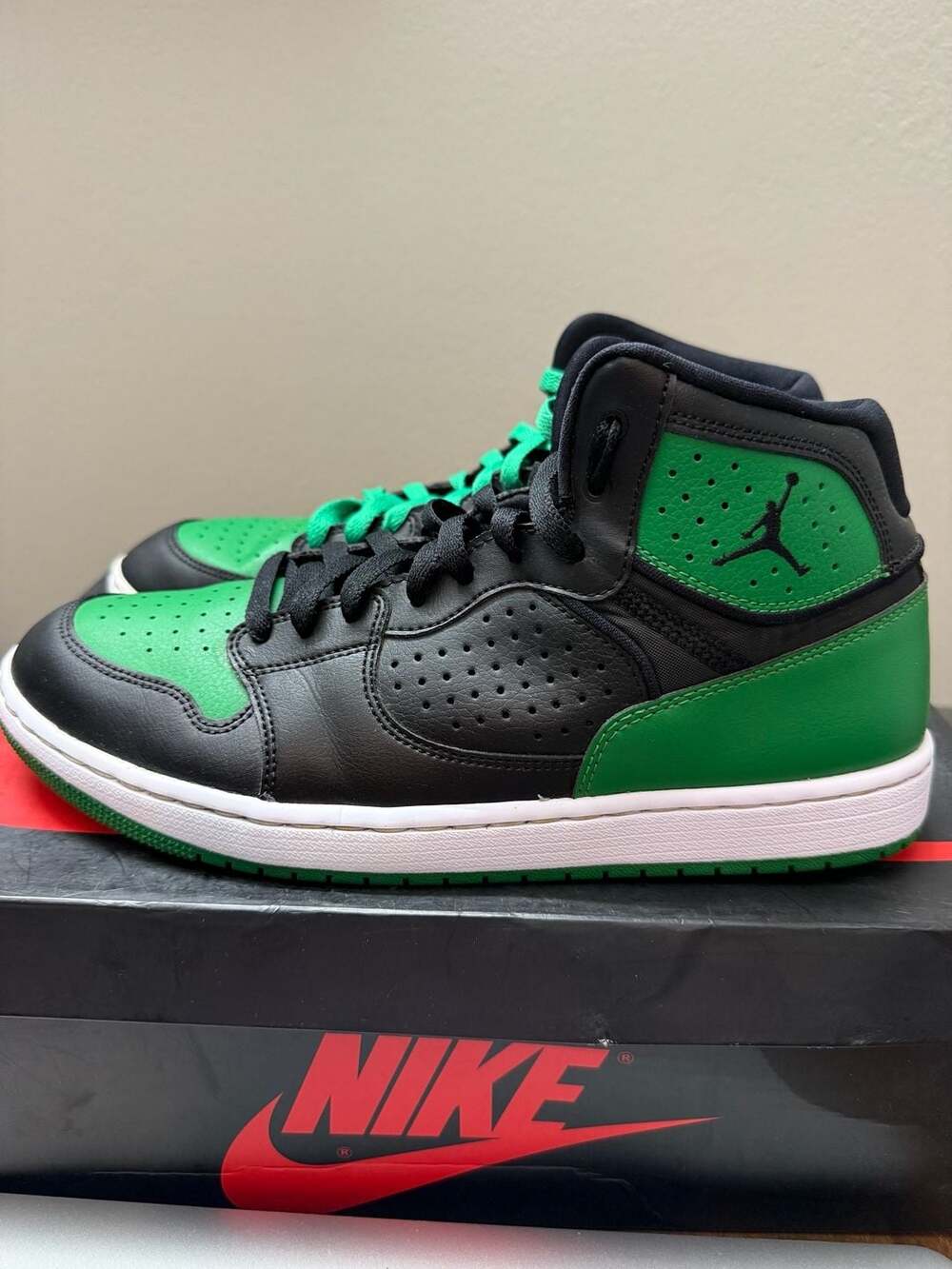 Jordan Access Black Aloe Verde Men's Size 10 Shoes